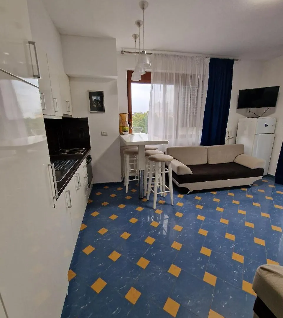 Apartments Seaside Durres Shkembi Zone Golem   Golem (Tirana)